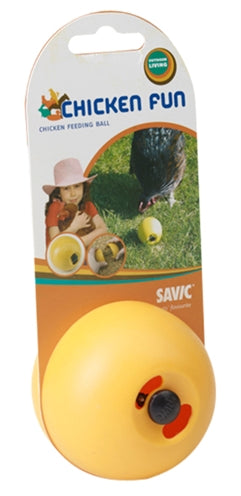 Savic Chicken se igra piščančjo zabavo