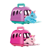 Einhorn-Kuscheltier im Reisekoffer