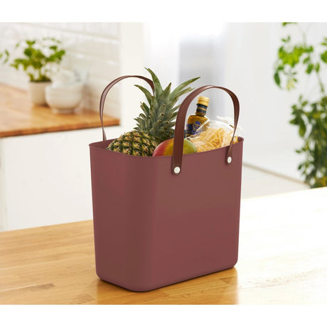 Rotho | nachhaltig - nachhaltige Multitasche | Albula 25l | hergestellt aus ozeangebundenem Plastik | rot burgunderrot - braun