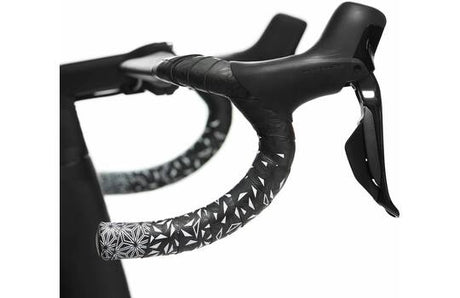 Supacaz – Super klebriges Kush Star Fade Lenkerband schwarz und weiß