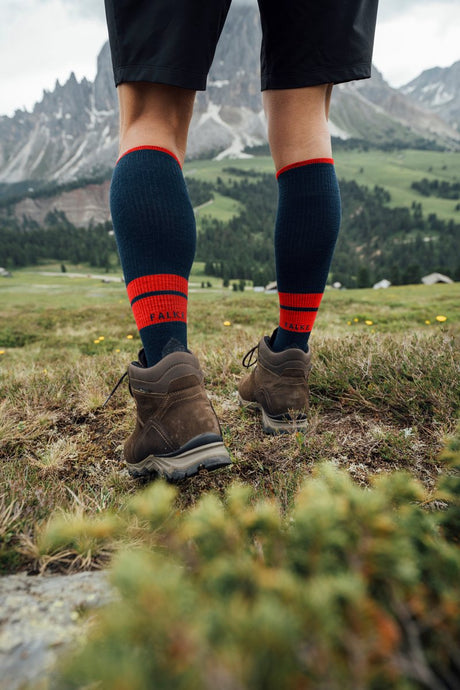 Falke TK Energy mit Kompressionswolle Funktionsmaterial Wandersocken Herren Schwarz - Größe 39-42 W3