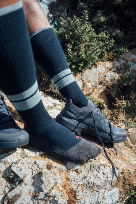 Falke TK Energy mit Kompressionswolle Funktionsmaterial Wandersocken Herren Schwarz - Größe 43-46 W3