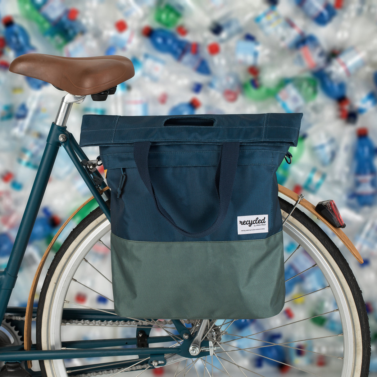 Urban proof bicycle shopper Blauw-Groen 20L