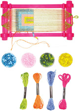 Toi-Toys dehen sich mit Garn und Perlensatz ab
