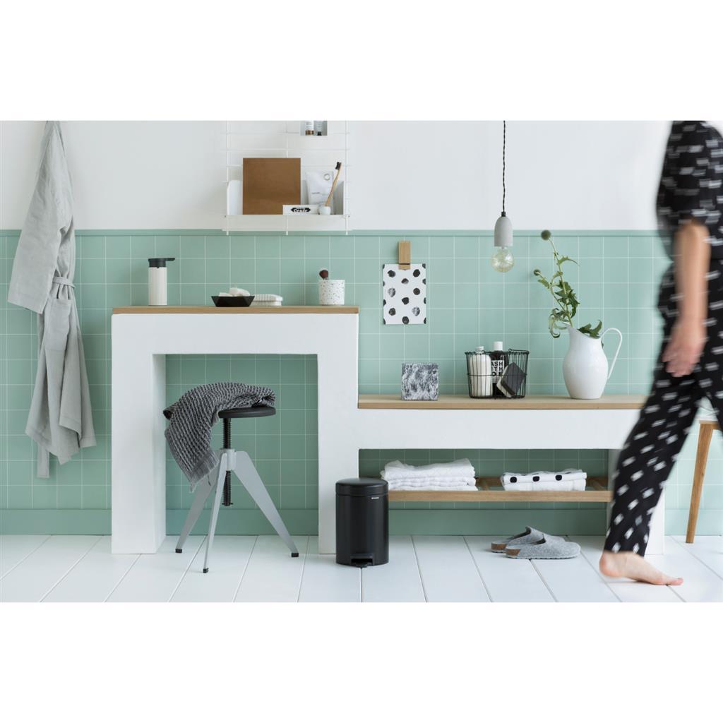 Brabantia newicon pédale bac 3l Matt Black