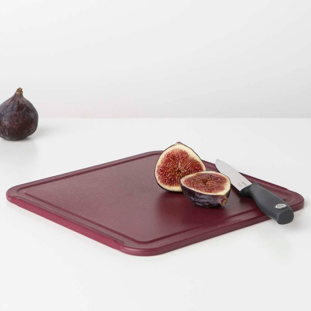 Brabantia savoureuse + planche à découper 25x0,8x25 cm aubergine rouge