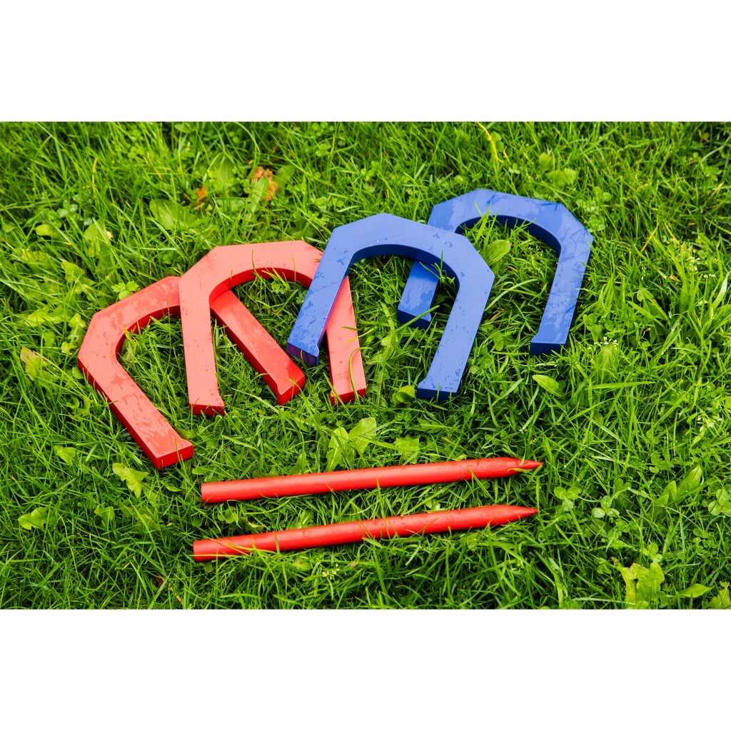 Outdoor -Spiel aus Holz Hufeisenwurf