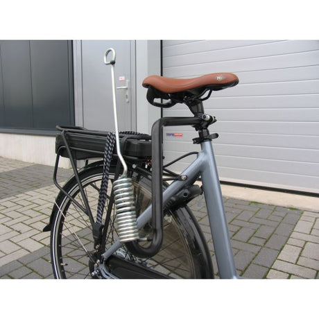 Springer-Hunde-Fahrradhalterung aus Messing
