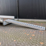 Rampenbrett Stück 350 cm 2500kg.