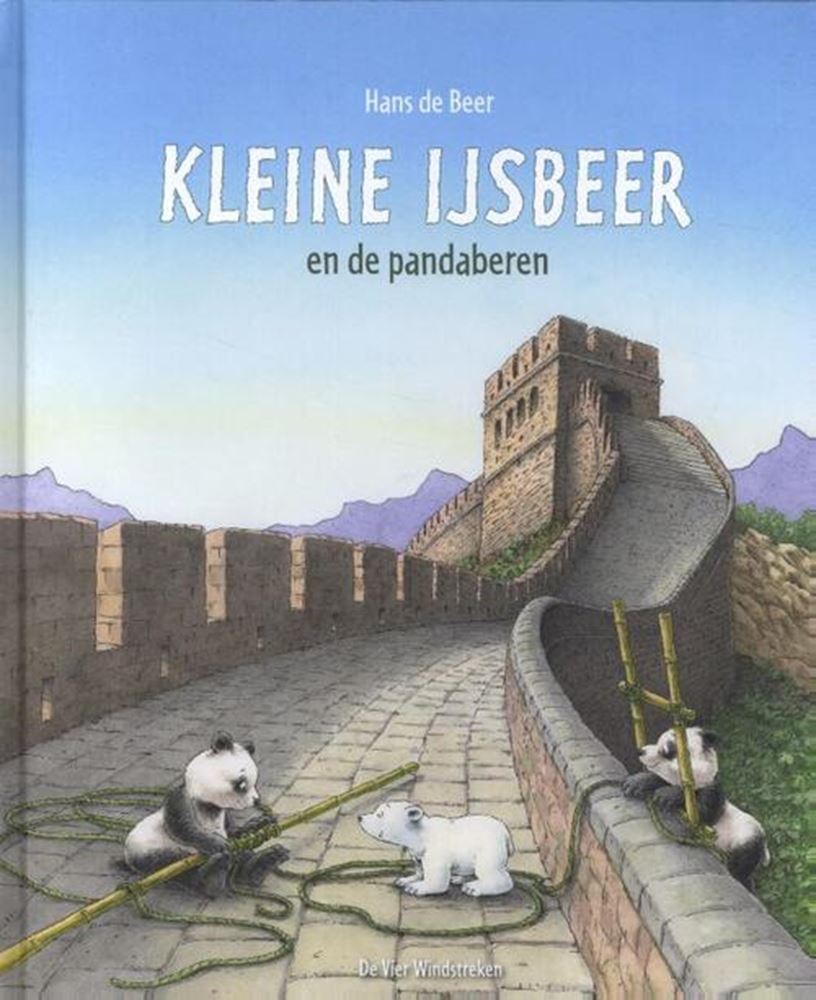 Prentbriefkaart 253: ijsbeer neemt geva.