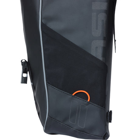 Basil Doppelte Fahrradtasche Miles Plane Mik 34 Liter 13 x 25 x 37 cm – Schwarz Orange