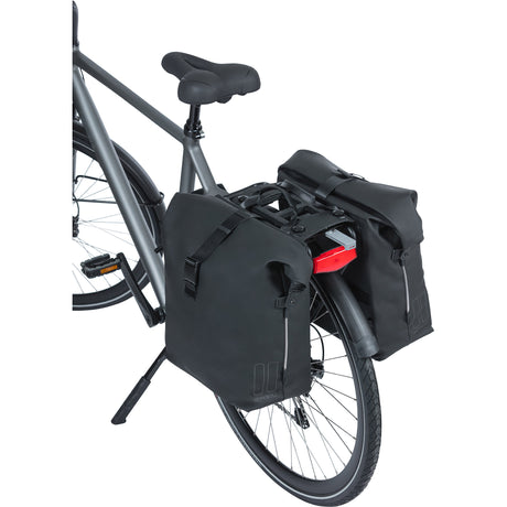 Basil Doppelte Fahrradtasche Soho Nordlicht Mik 41 Liter – Schwarz