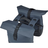 Basil Doppelte Fahrradtasche Cove Mik 28-32l 14 x 29 x 36 cm - Blau Schwarz