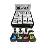 Lucky, der schwarze Katzenanhänger in Box