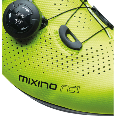 Katzenartige Rennschuhe Mixino RC1 Carbon Größe 43 Fluo