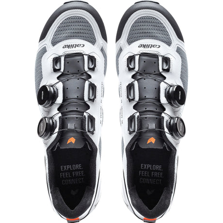 Katzenartige MTB-Schuhe Mixino XC1 Größe 39 Carbongrau