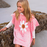 Gänseblümchenblume | Strandponcho aus rot-weißer Baumwolle, 65 x 65 cm