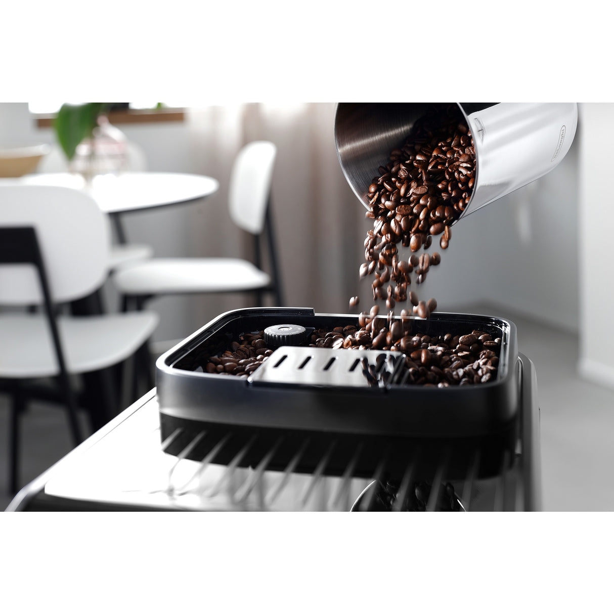 Delonghi Delonghi Magnifica Evo ECAM290.61.B Espressomaschine