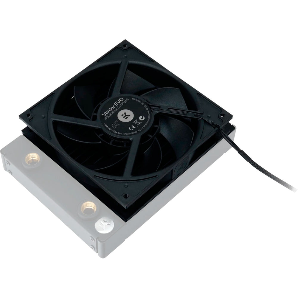 EKWB EK-VARDAR EVO 140ER Black BB (500-2000 U / min)