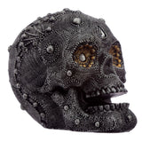 Silberfarbenes, perlenbesetztes Totenkopf-Wohnaccessoire