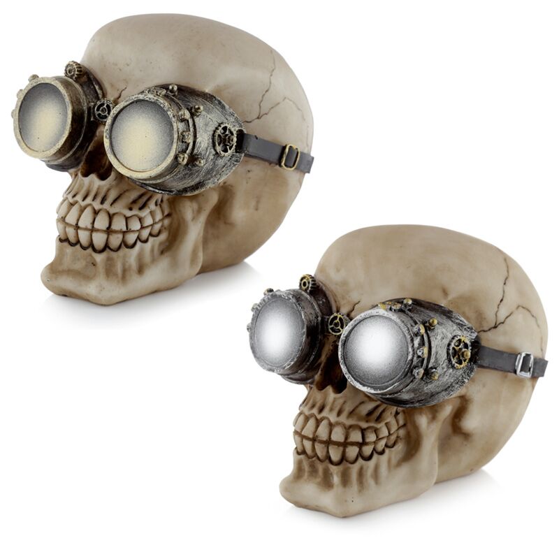 Wohnaccessoire im Steampunk-Stil mit Totenkopf und Brille