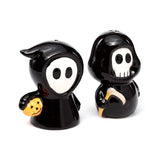 Totenkopf-Geisterjunge-Salz- und Pfefferstreuer