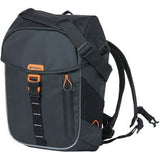 Basilikum Miles Tarpaulin Fahrrad -Rucksack Nordlich - wasserdichte schwarze Rucksack für Radfahrer - 17L - Unisex - Sporty - Schwarz