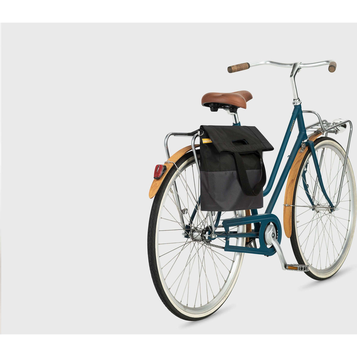 Urban Proof Fahrradkäufer recycelt schwarzgrau