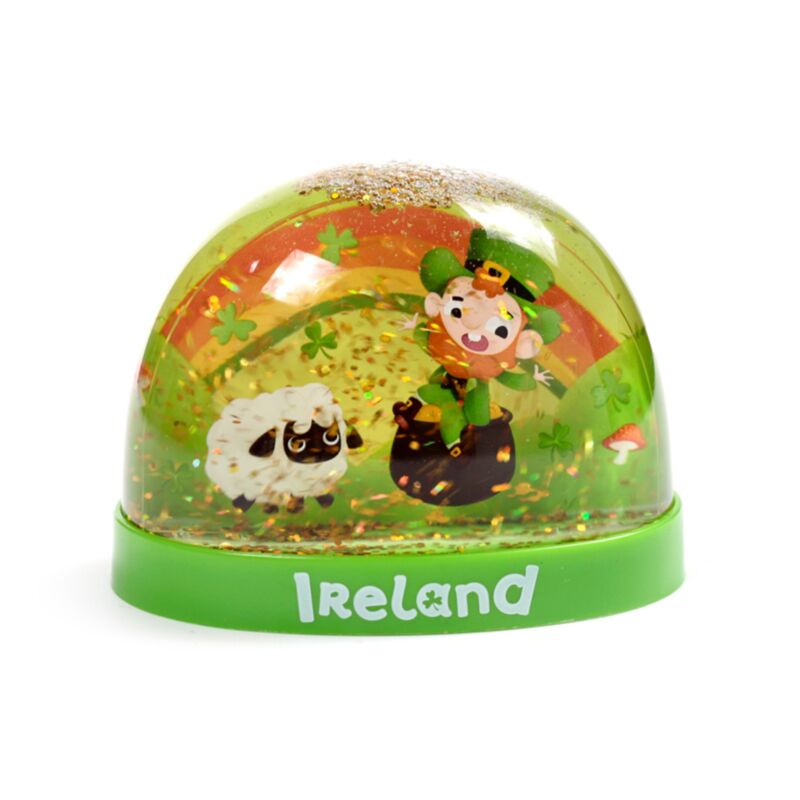 Große glitzernde Schneekugel „Irish Luck“.