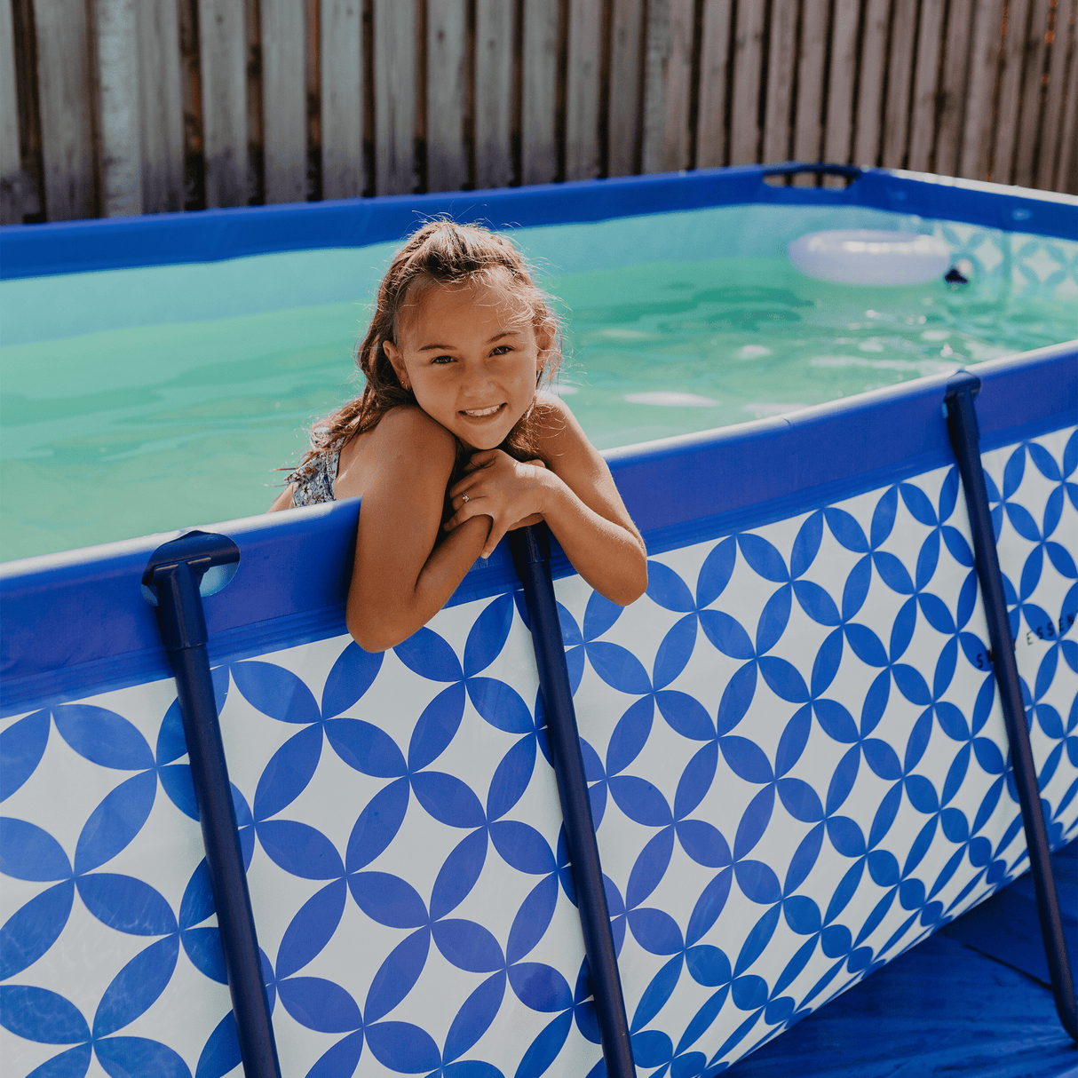 Eleganz | dunkelblau-weißes oberirdisches Schwimmbad 400x200x100 cm