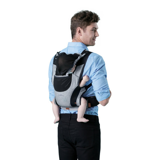 Chipolino Bobby Ergonomische Babytrage mit Motorhaube grau