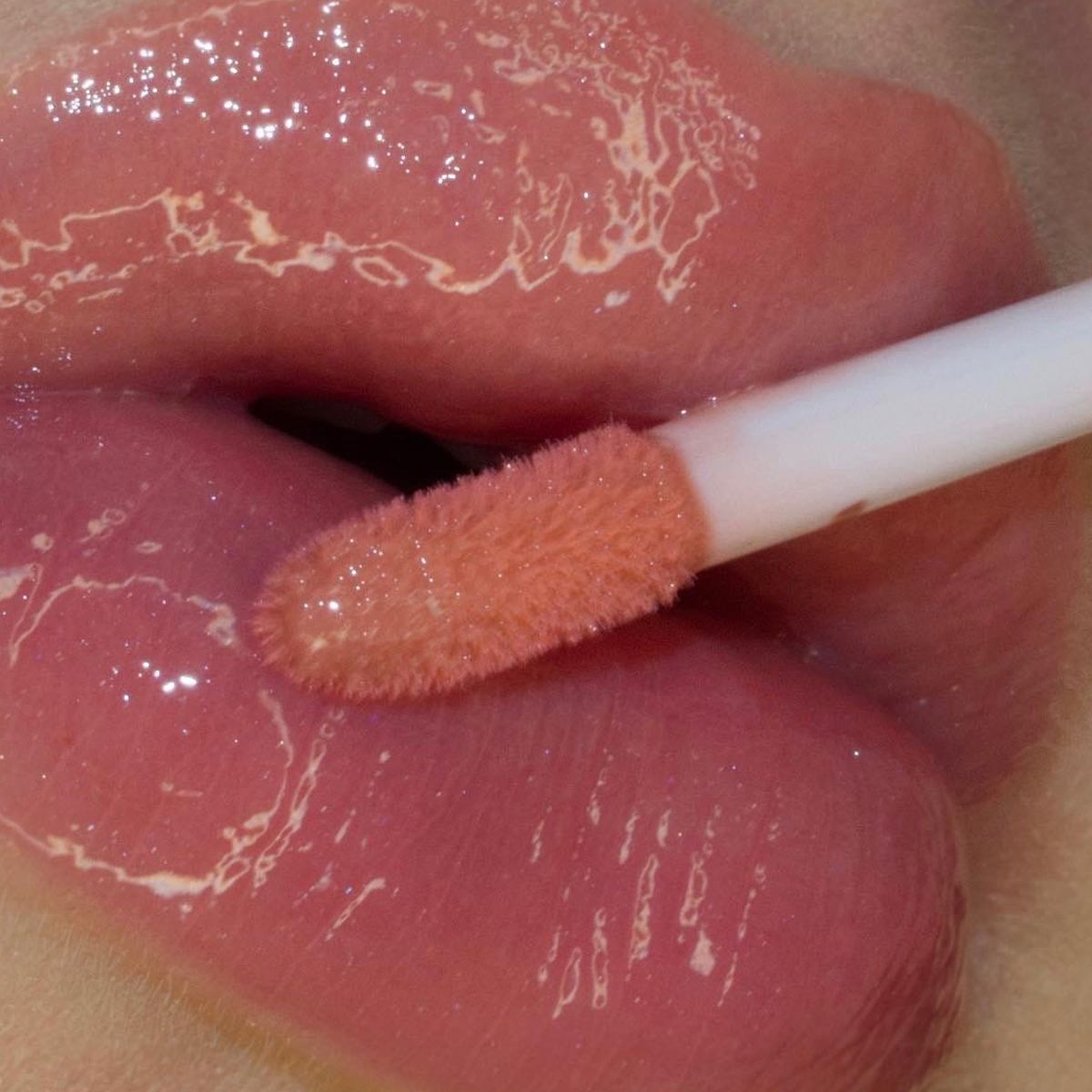 Claresa voluminöser Lipgloss Chill Out 13 Mellow 5 ml