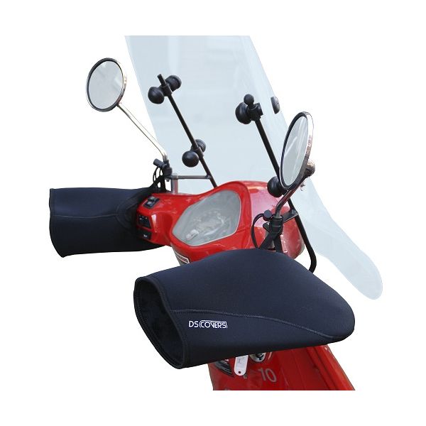 DS deckt Handmffen Scooter Black ab
