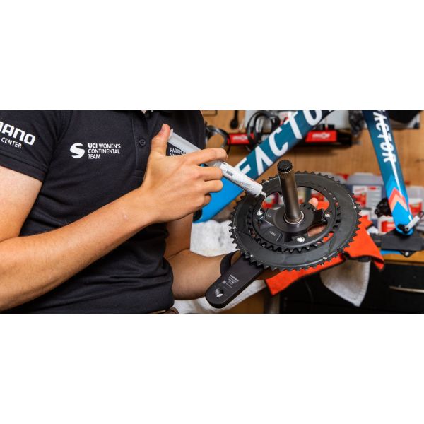 Cyclon-Set mit 3 Spritzen und 3 Bürsten für die Fettleiste