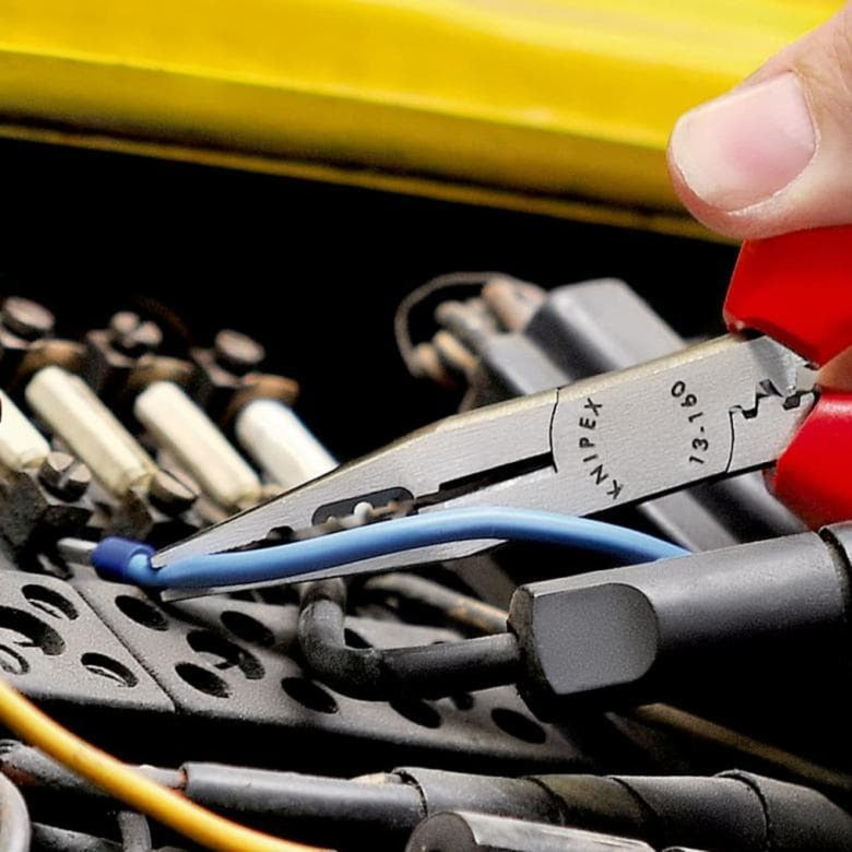 Knipex Verkabelungszange schwarz atramentiert mit Kunststoffummantelung 160 mm - 1301160