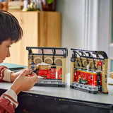 Lego 76450 Harry Potter Buchstütze „Hogwarts Express“.