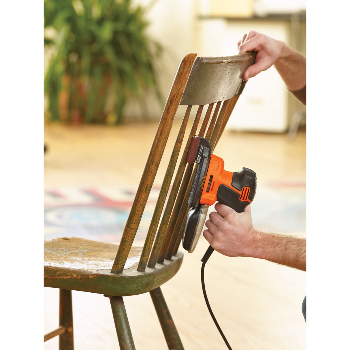 Black+Decker 120 Watt Maus-Detailschleifer KA2500K-QS Deltaschleifer (Orange Schwarz, Zubehör und Koffer im Lieferumfang enthalten)