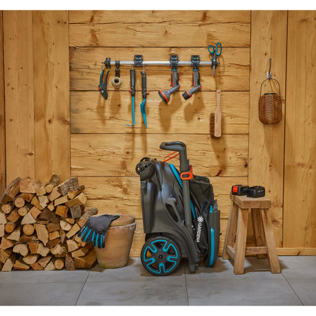 Gardena Rasenmäher Powermax Duo 46 36V (schwarz grau, 2x Akku und Ladegerät inklusive)