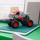 Lego Technic 42200 Monster Jam Thunderroarus Rückzug