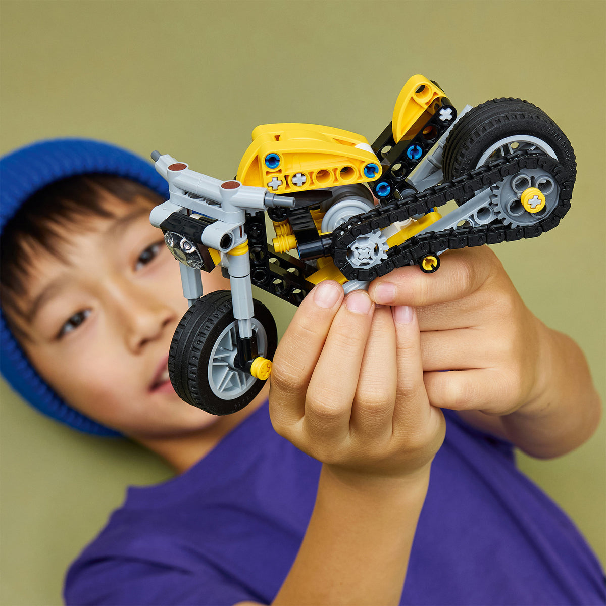 Lego Technic 42225 gelber Motor