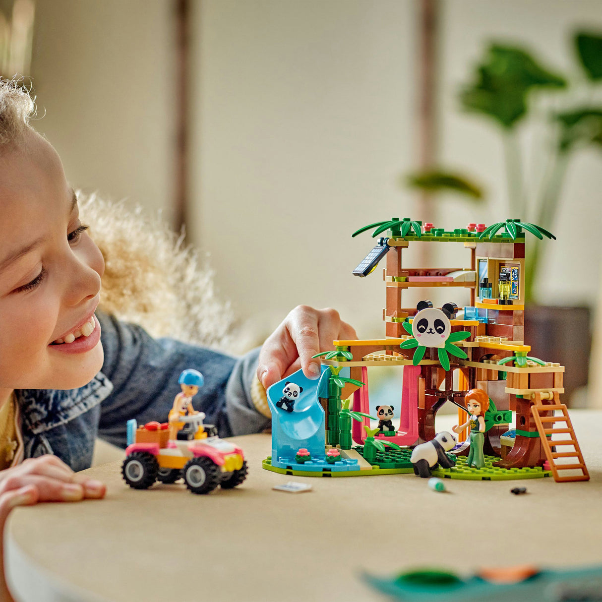Lego Friends 42648 Das Panda-Tierheim