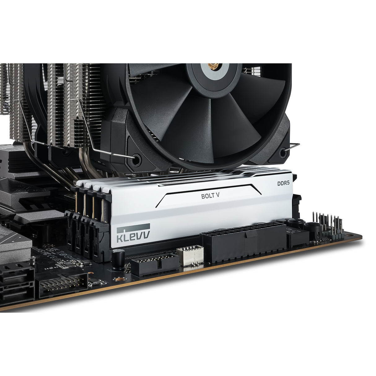 Klevv 32 gb ddr5-6000 (2x 16 gb) kit werkgeheugen (wit, kd5agu880-60a300i, bolt v, xmp 3.0, expo)