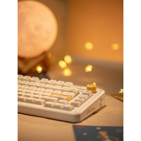 Iqunix ZX75 Sunset Ponder kabellose mechanische Tastatur (hellgelb, US-Layout (QWERTY), Gateron-Rot, 75 %, RGB-LEDs, Hot-Swap-fähig, Double-Shot-PBT, 2,4 GHz | Bluetooth 5.1 | USB-C)