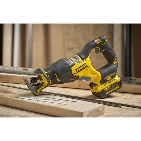 Stanley Elektrowerkzeuge Stanley Säbelsäge Sfmcs311m1t-qw | v20 | 18v | inkl. 4,0-Ah-Akku und Ladegerät – sfmcs311m1t-qw