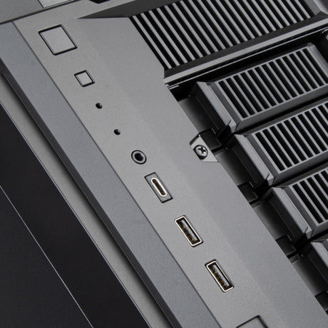 Silverstone CS382 Mini-Tower-Gehäuse (schwarz | 2x USB-A | 1x USB-C)