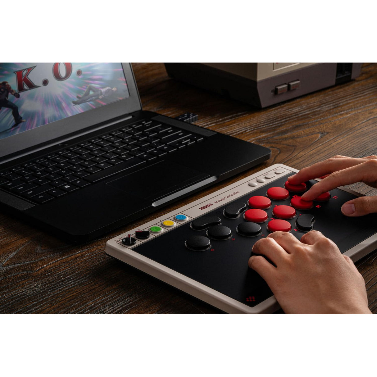 8bitdo arcade controller (grijs rood, 2.4 ghz bluetooth usb, nintendo switch 1 + 2, pc)