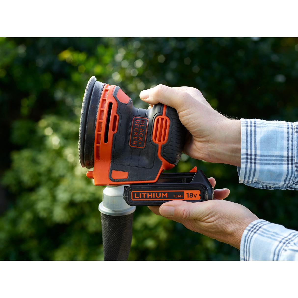 Black+decker bdcros18 18V Akku-Exzenterschleifer (schwarzorange, Aufbewahrungstasche, Ladegerät und Akku im Lieferumfang enthalten)