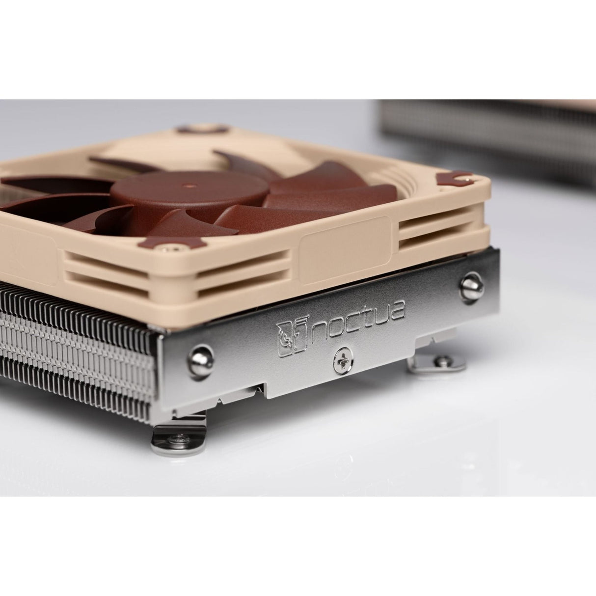 Noctua noctua nh-l9i-17xx