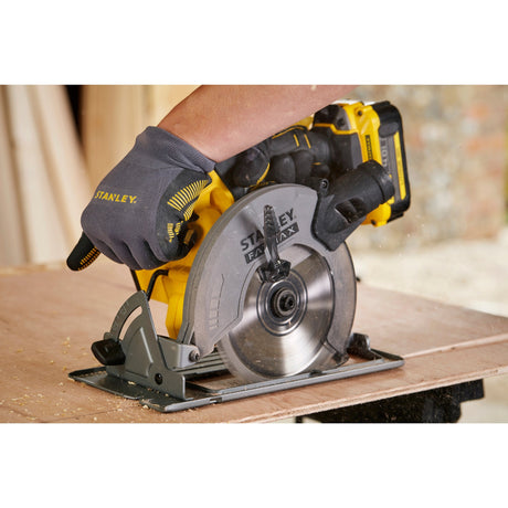 Stanley Fatmax V20 18 V Handkreissäge (gelb schwarz, Koffer, 2 Akkus (2,0 Ah) und Ladegerät (4 A) im Lieferumfang enthalten)