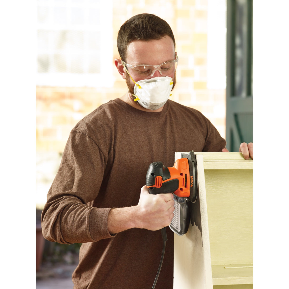 Black+Decker 120 Watt Maus-Detailschleifer KA2500K-QS Deltaschleifer (Orange Schwarz, Zubehör und Koffer im Lieferumfang enthalten)